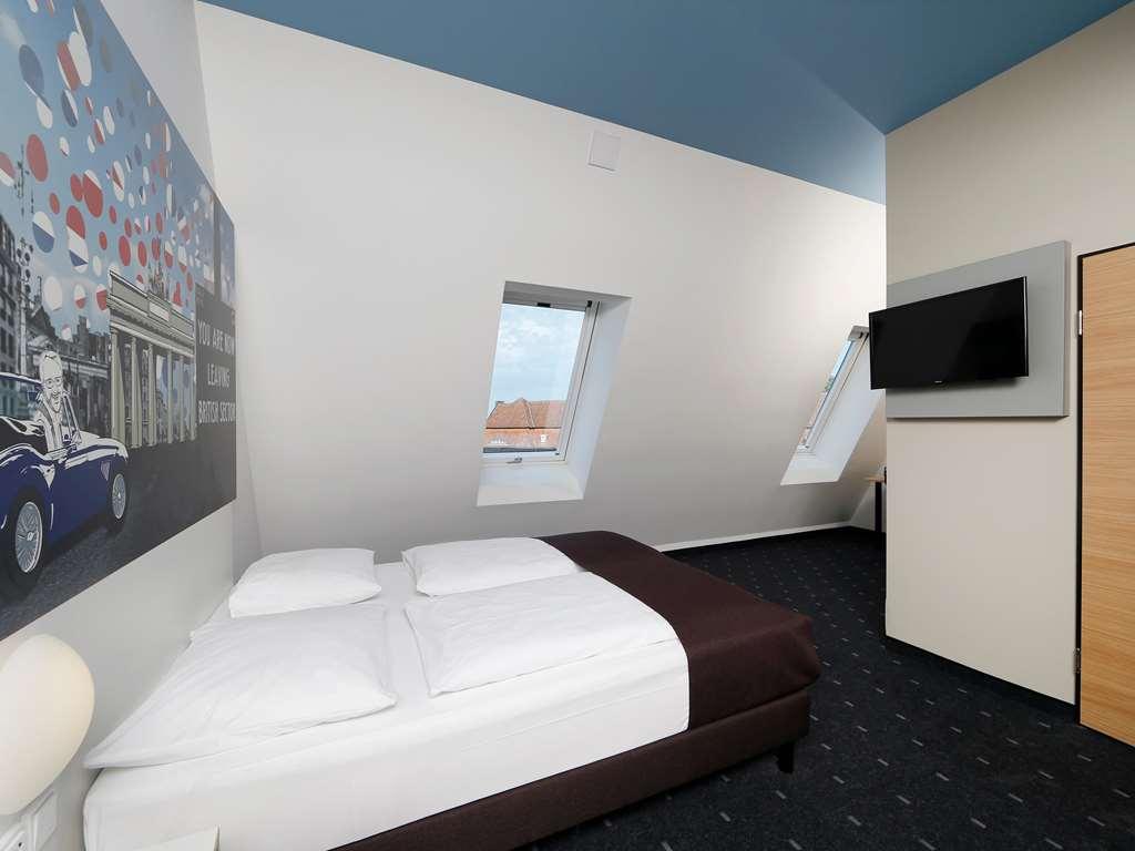 B&B Hotel Berlin-Charlottenburg Værelse billede
